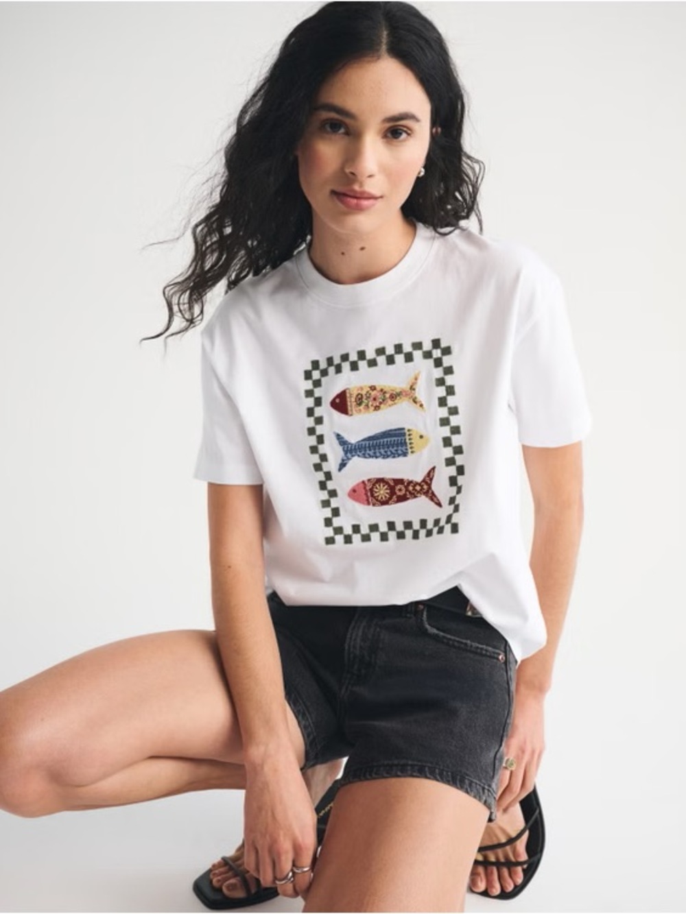 NWT Abercrombie & Fitch Oversized Embroidered Fish Graphic Tee | White | S - Picture 3 of 7